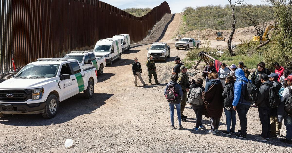 Economy and border at front of mind for Arizona voters, CBS News poll finds