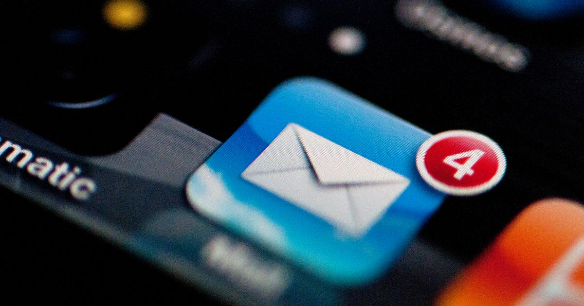 The Psychology Behind What The Number Of Unread Emails You Have Says About You