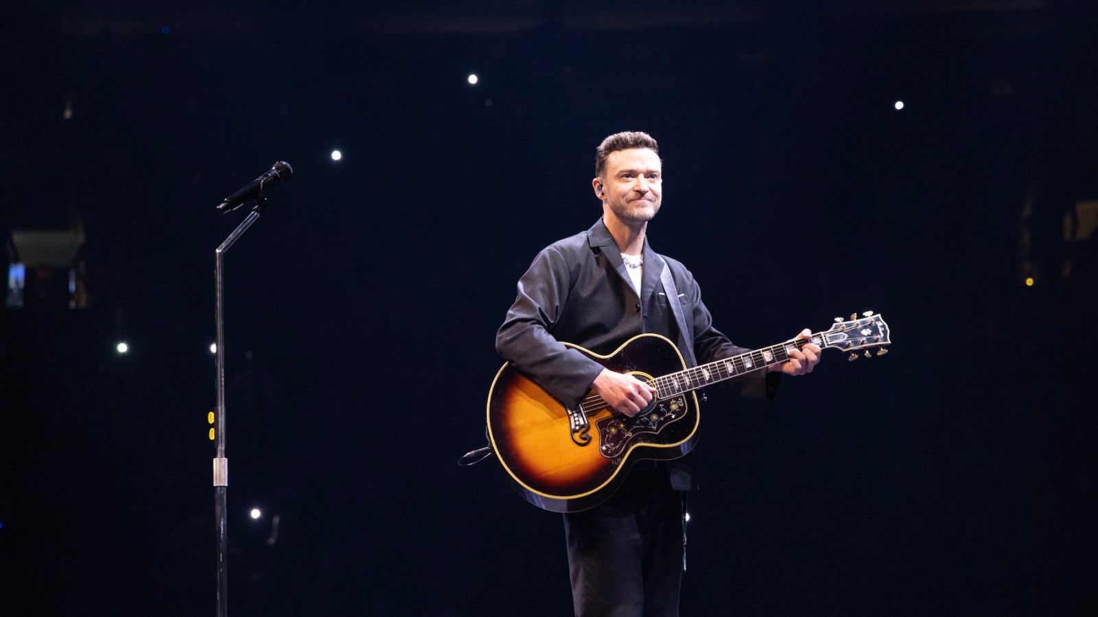 Justin Timberlake Addresses ‘Tough Week’ at First Show After DWI Arrest