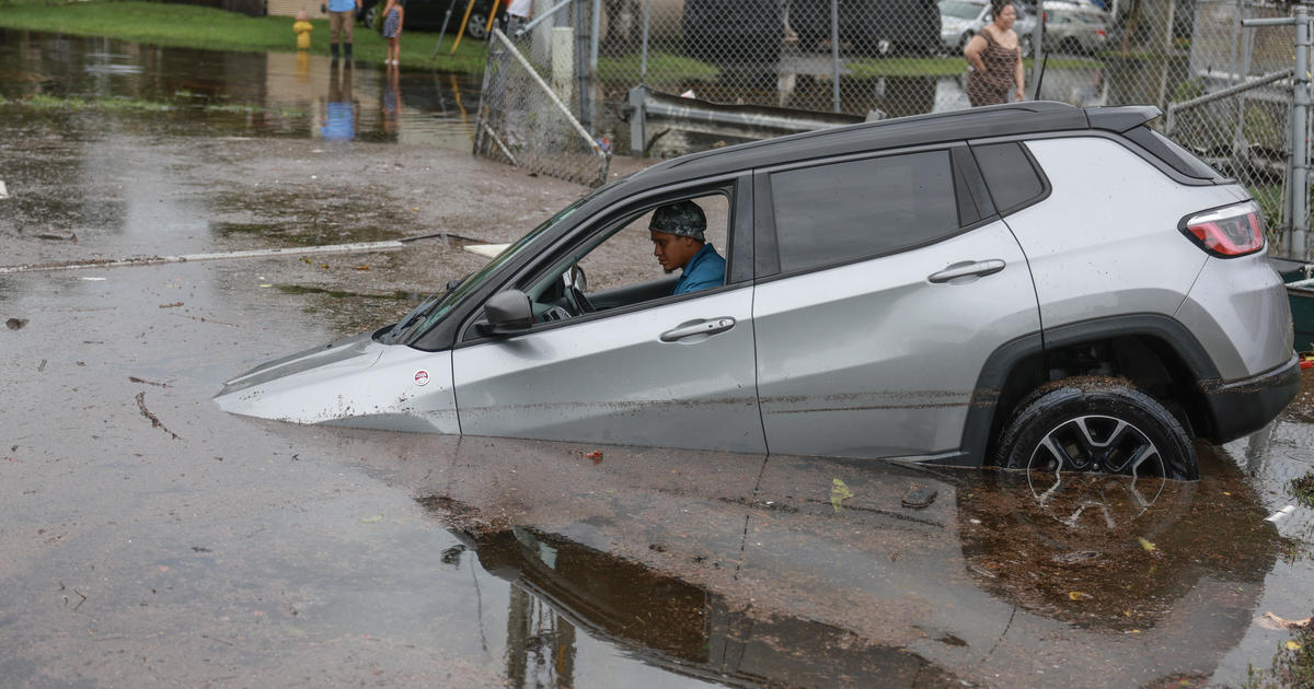 South Florida compared to scenes from a “zombie movie” as widespread flooding triggers rare warning