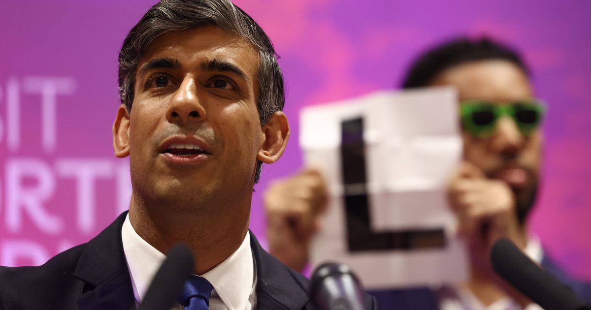 Rishi Sunak Admits Defeat As Labour Celebrates Victory