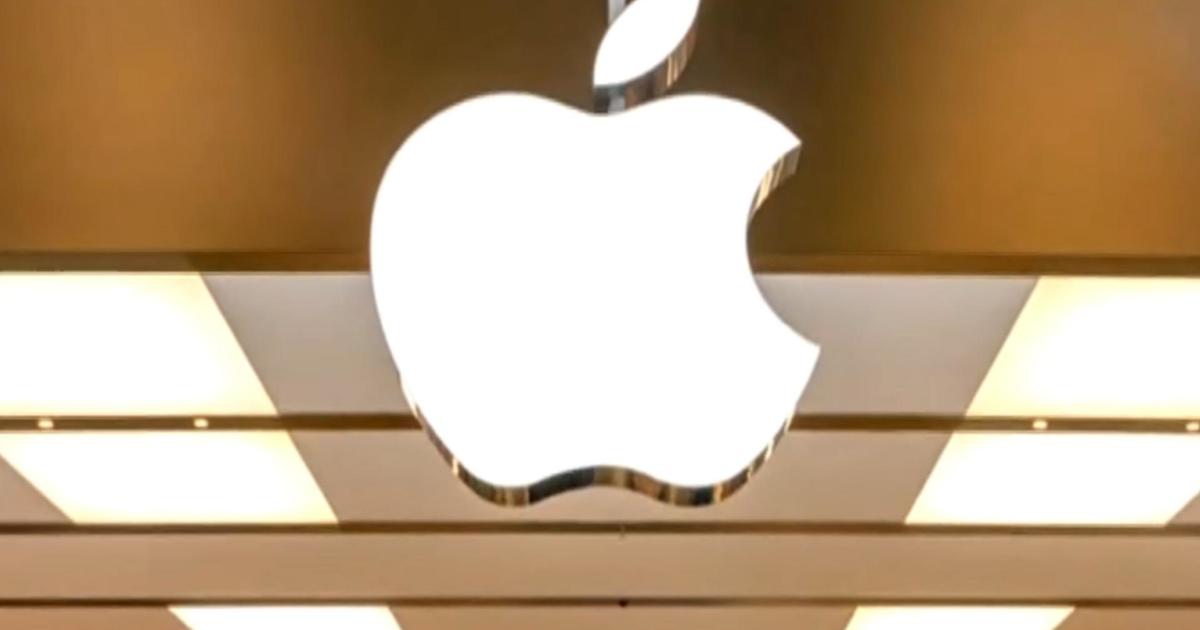 Apple reaches its first-ever union deal with workers at Maryland store