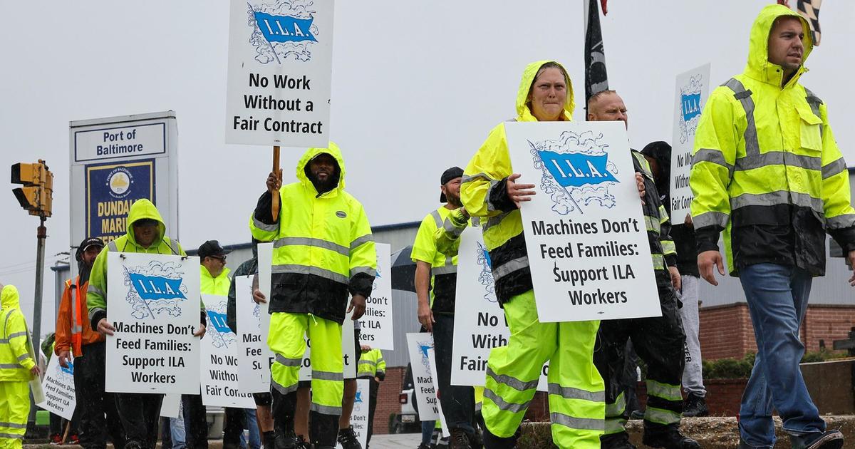 Dockworker strike hits day 2 after union rejects new proposal